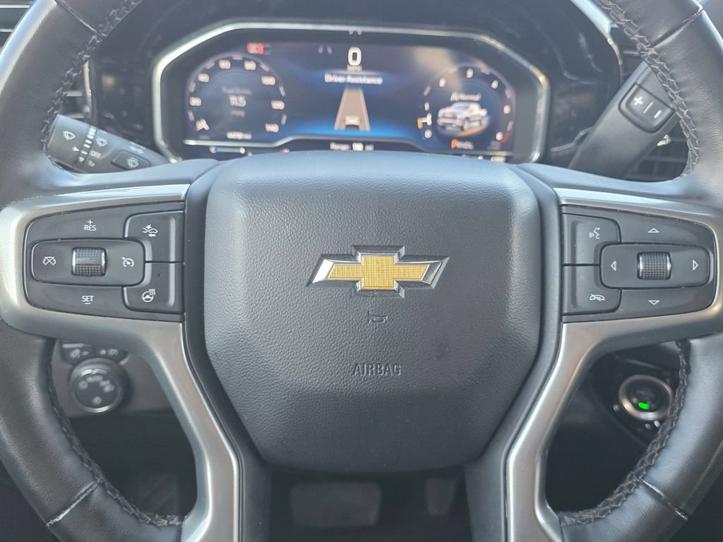 Used 2025 Chevrolet Silverado 1500 LT RWD image 32