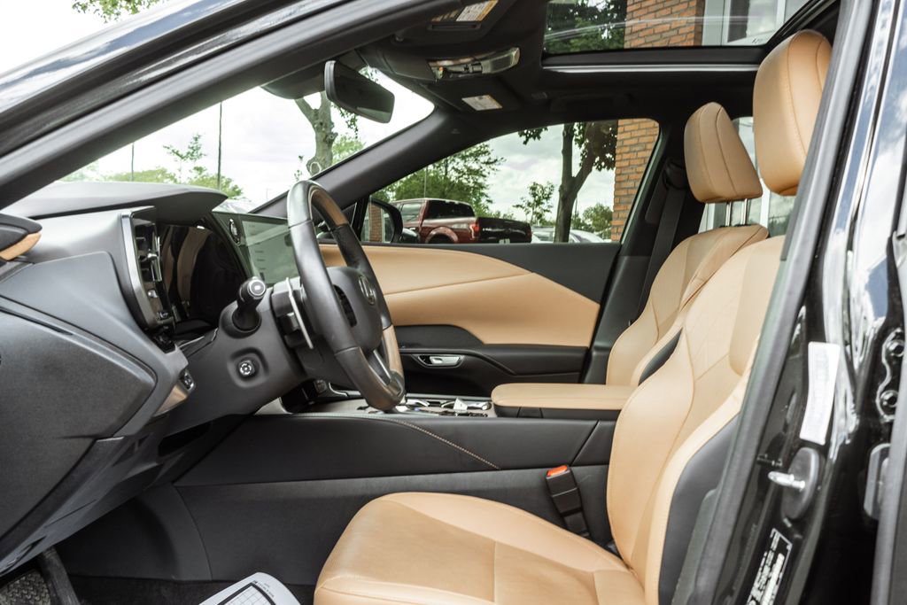 Used 2024 Lexus RX 350 AWD image 23