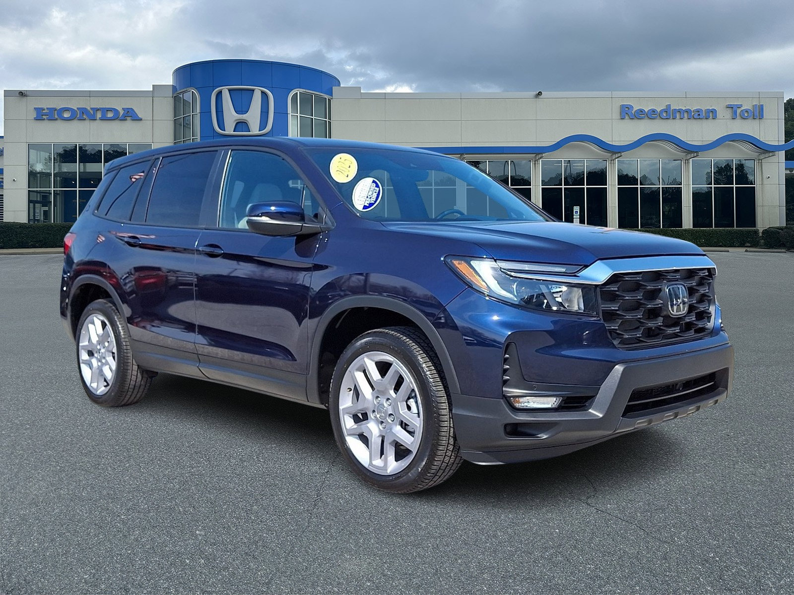 Used 2025 Honda Passport EX-L image 1