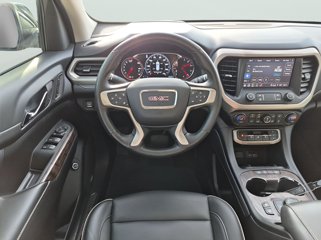 Used 2021 GMC Acadia Denali w/ Denali Technology Package FWD image 35
