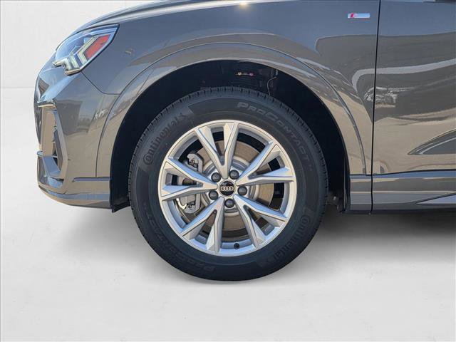 New 2025 Audi Q3 2.0T Premium w/ Convenience Package AWD/4WD image 9