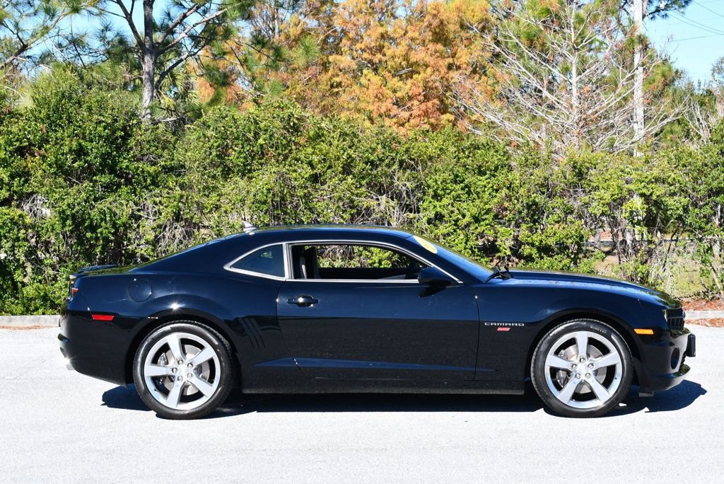 Used 2010 Chevrolet Camaro SS w/ RS Package image 31