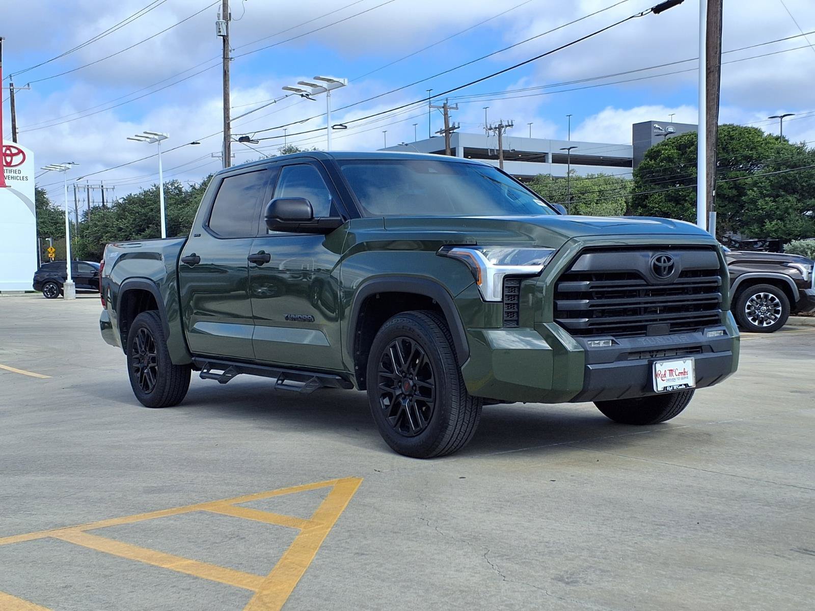 Used 2022 Toyota Tundra SR5 RWD image 3
