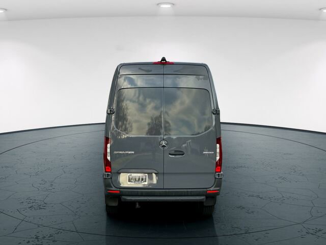 Used 2023 Mercedes-Benz Sprinter 2500 image 6