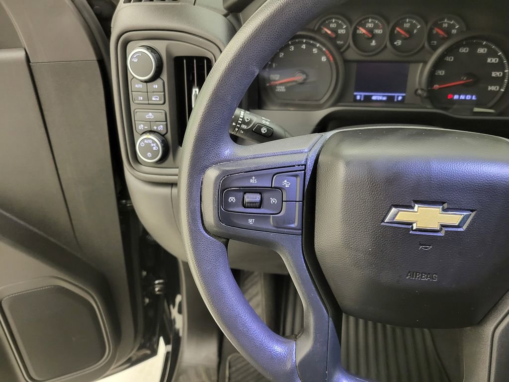 Used 2024 Chevrolet Silverado 1500 Custom image 5