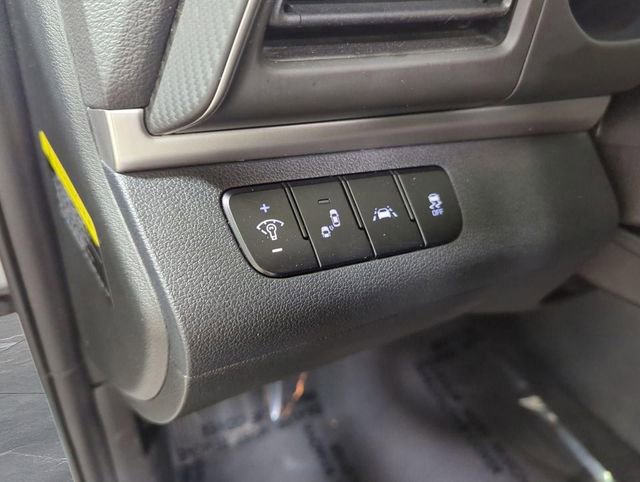 Used 2019 Hyundai Elantra SEL w/ Cargo Package image 16