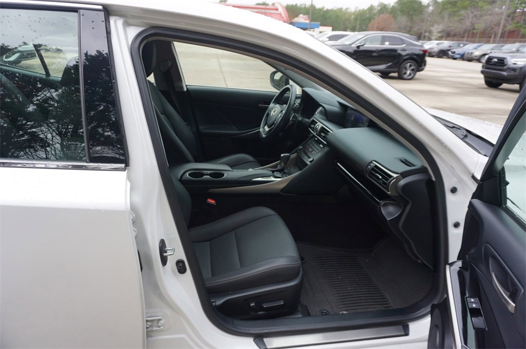 Used 2020 Lexus IS 300 AWD w/ Premium Package image 20