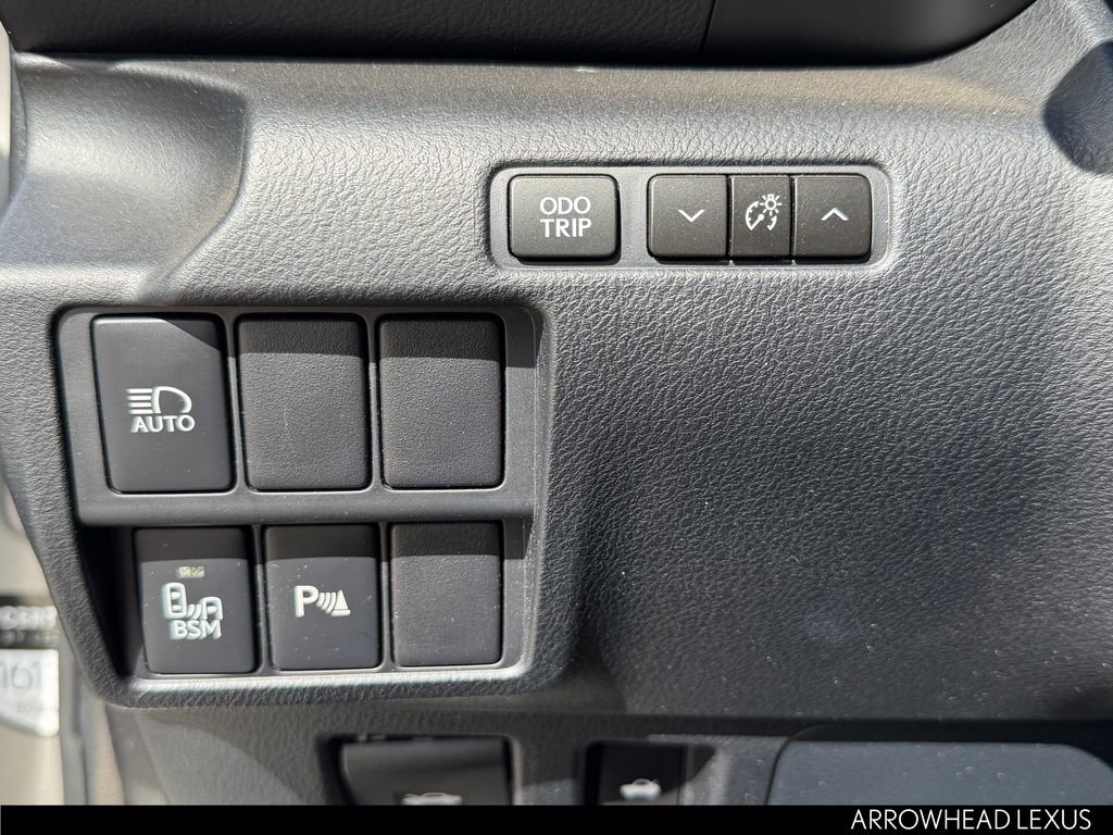 Used 2019 Lexus IS 350 F Sport image 19