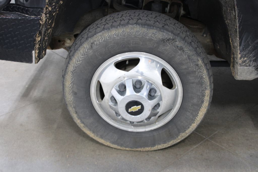Used 2015 Chevrolet Silverado 3500 High Country w/ Duramax Plus Package image 35