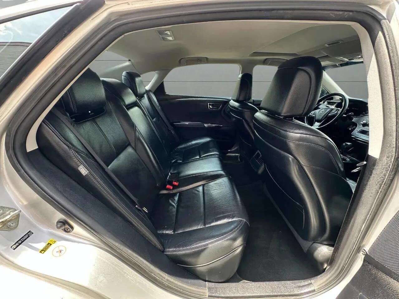 Used 2013 Toyota Avalon XLE Touring image 37
