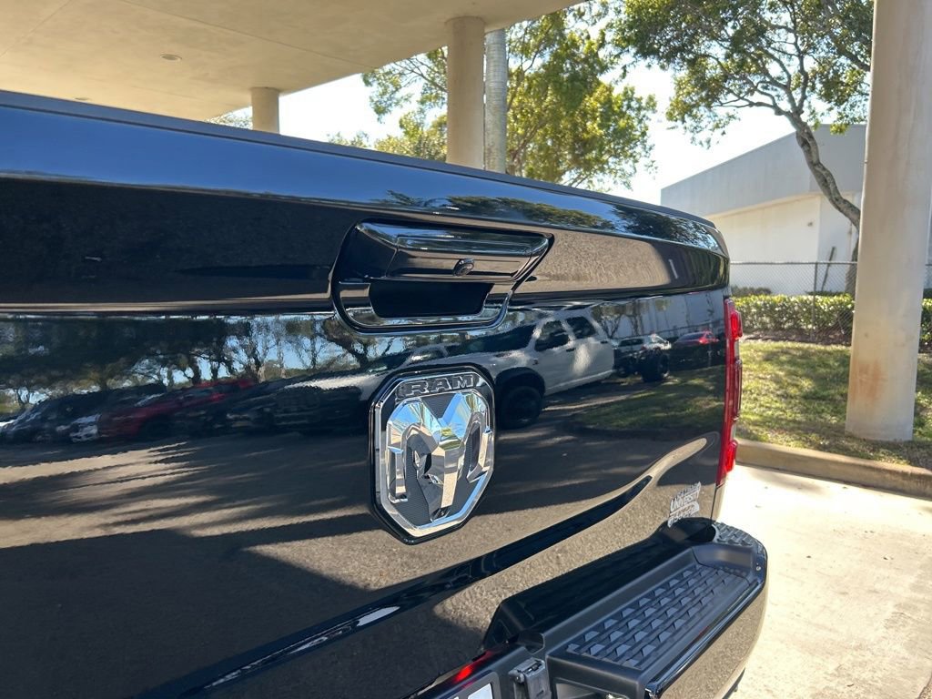 Used 2024 RAM 3500 Laramie image 20
