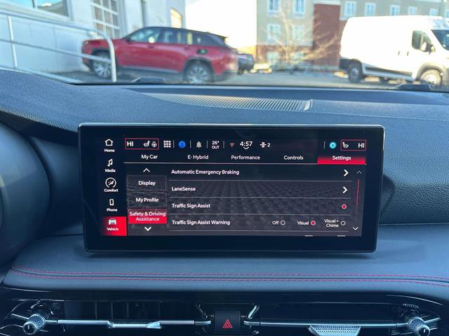 Used 2024 Dodge Hornet R/T w/ R/T Blacktop Package image 28