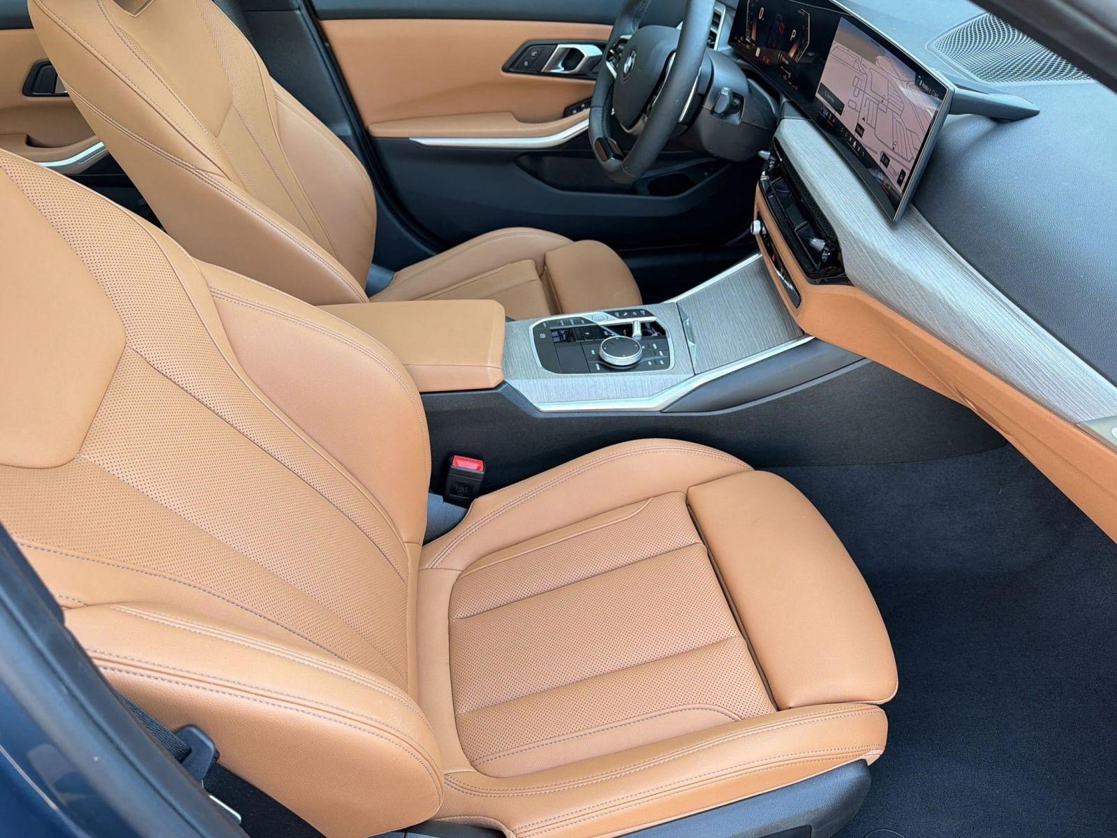 Certified 2025 BMW 330i Sedan RWD image 27