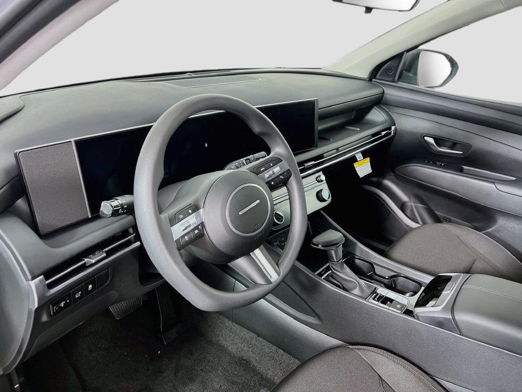 Certified 2025 Hyundai Tucson SEL AWD/4WD image 8
