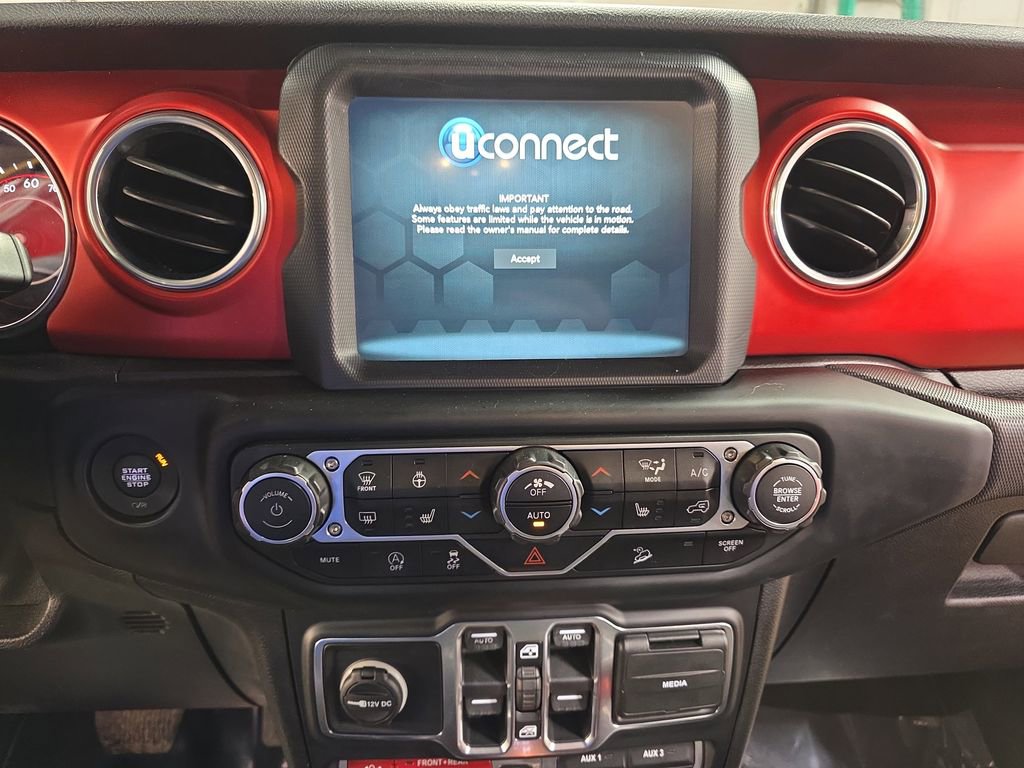 Used 2019 Jeep Wrangler Unlimited Rubicon AWD/4WD image 19