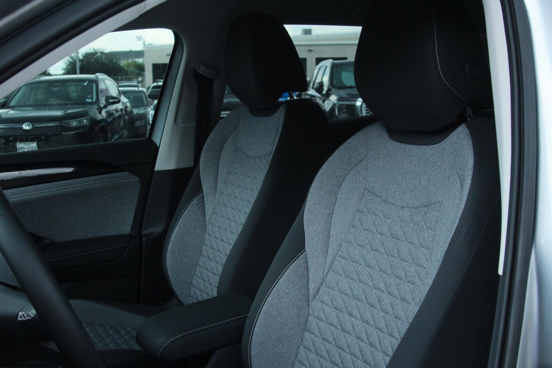 Certified 2025 Volkswagen Tiguan S image 13