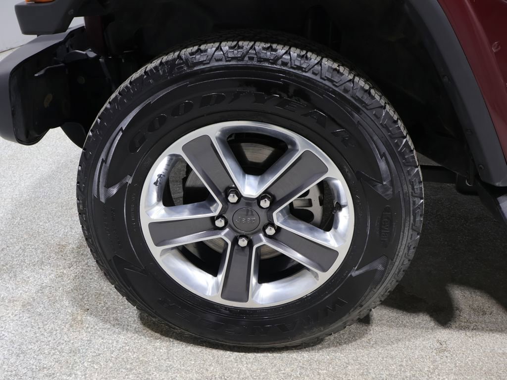 Certified 2021 Jeep Wrangler Unlimited Sahara image 9