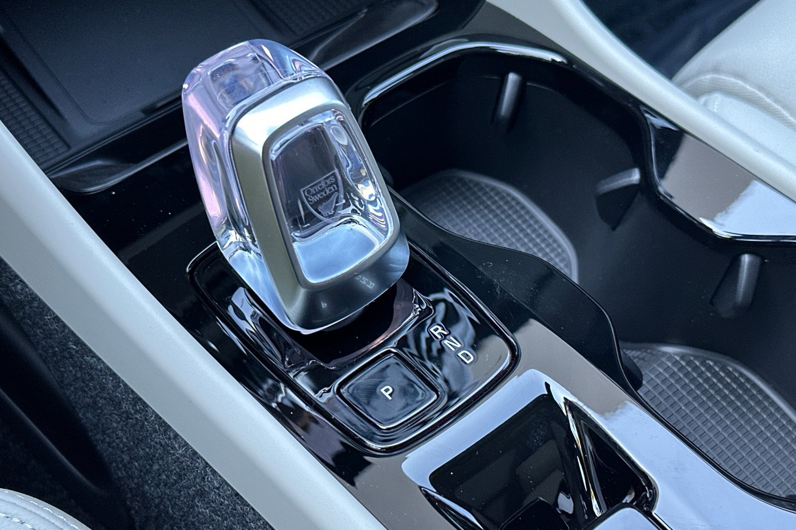 New 2026 Volvo XC40 B5 Ultra image 19