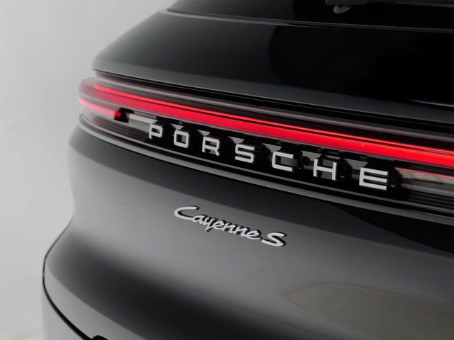 New 2025 Porsche Cayenne S image 24