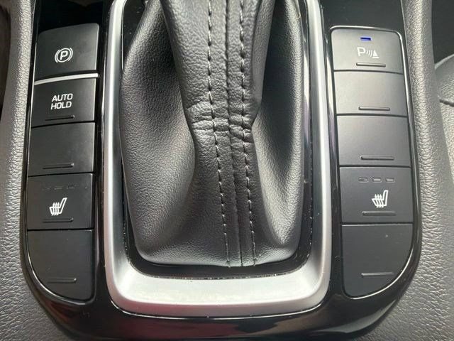 Used 2020 Hyundai Ioniq Limited FWD image 50