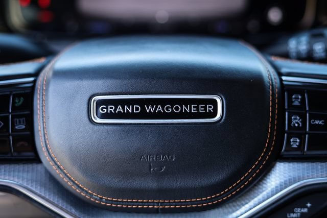 Used 2022 Jeep Grand Wagoneer Series III w/ Flexible Seating Group AWD/4WD image 59
