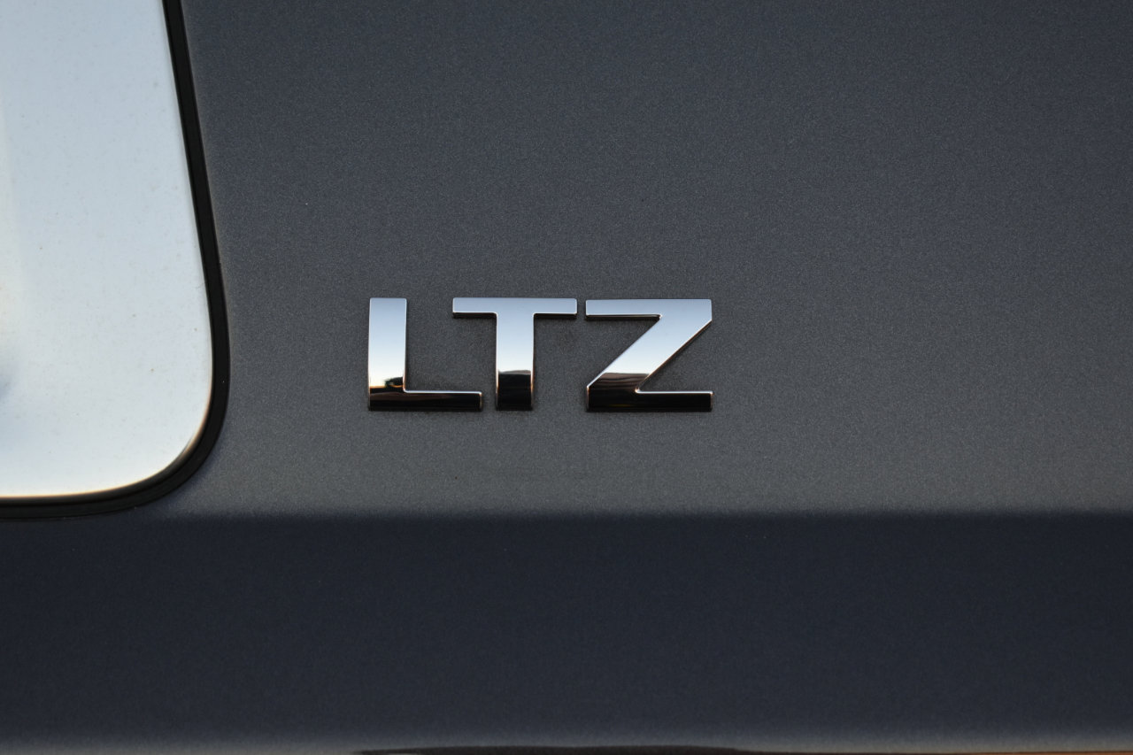 Used 2015 Chevrolet Suburban LTZ image 53