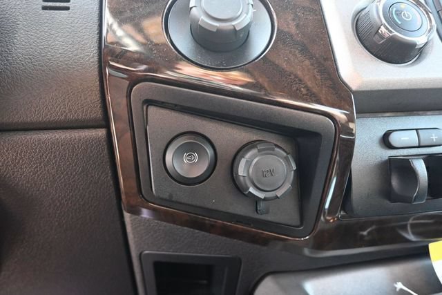 Used 2015 Ford F450 Platinum w/ FX4 Off Road Package AWD/4WD image 20