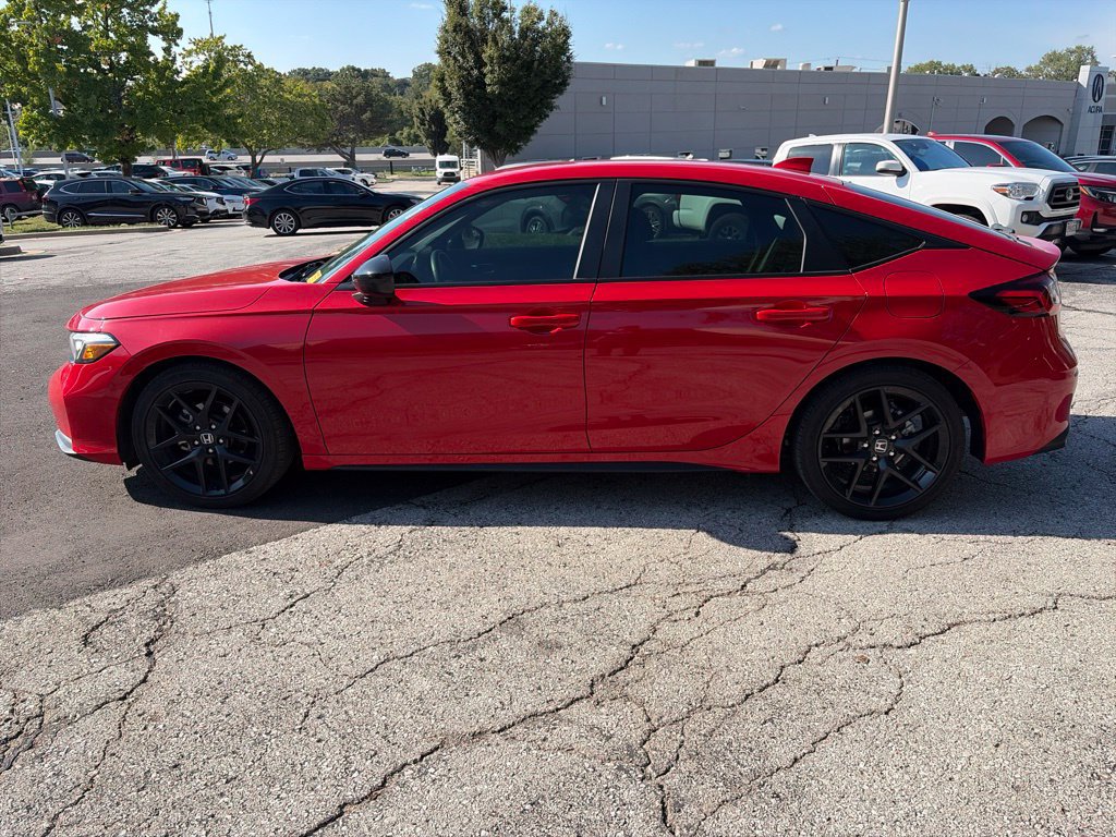 Used 2025 Honda Civic Sport image 8