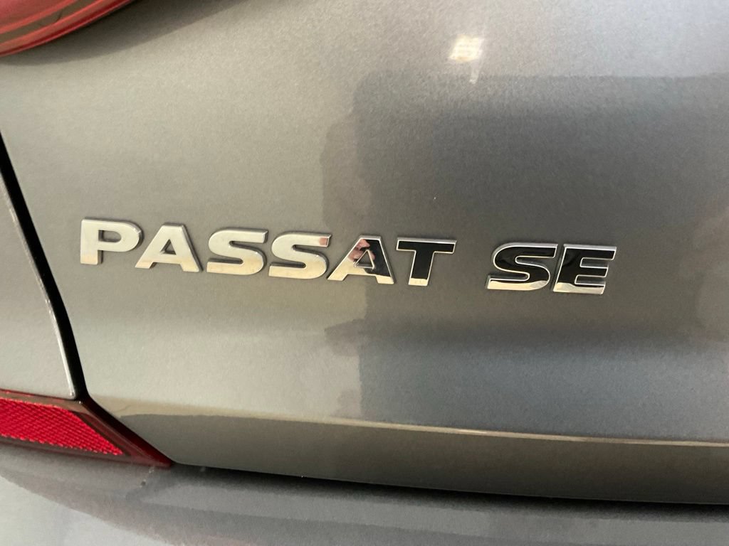 Used 2017 Volkswagen Passat 1.8T SE FWD image 22