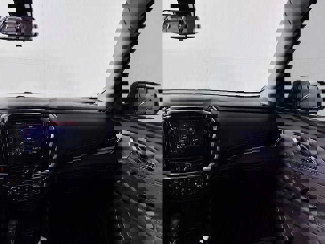 Used 2021 Chevrolet Traverse Premier w/ Redline Edition AWD/4WD image 25