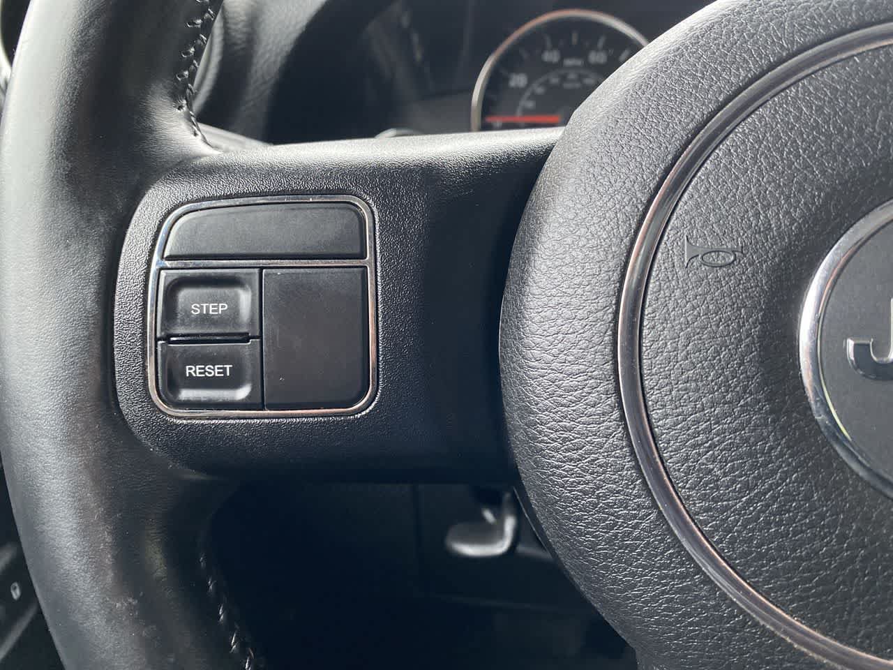 Used 2014 Jeep Wrangler Sahara AWD/4WD image 19