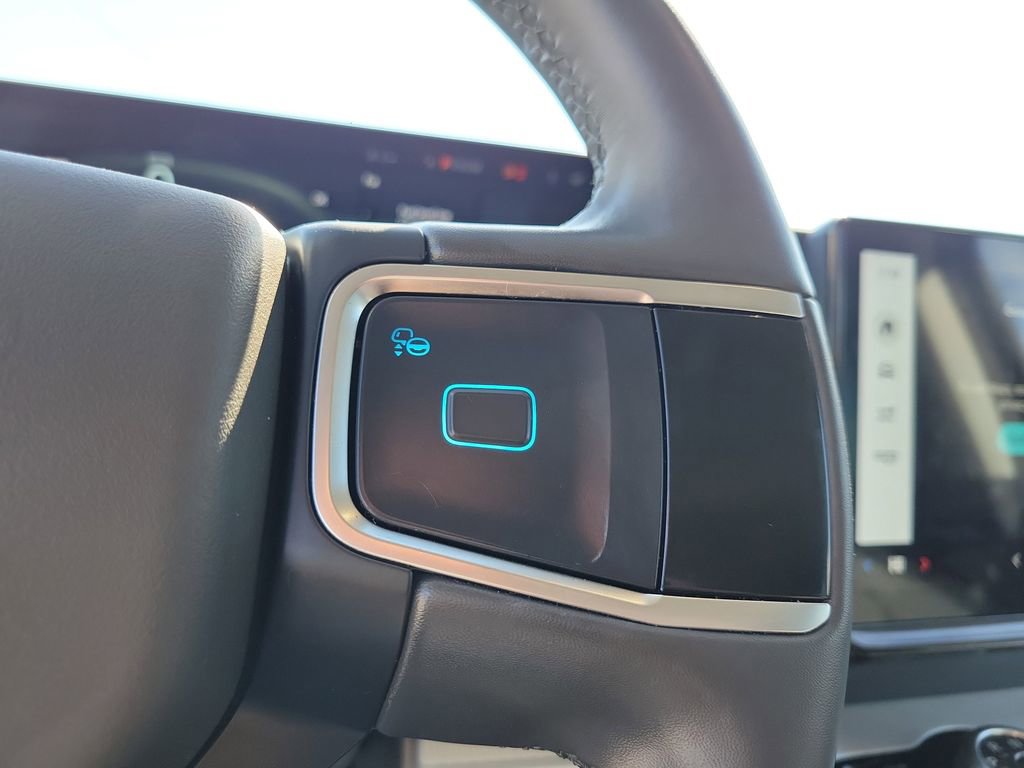 Used 2025 Ford Expedition Max Active RWD image 21