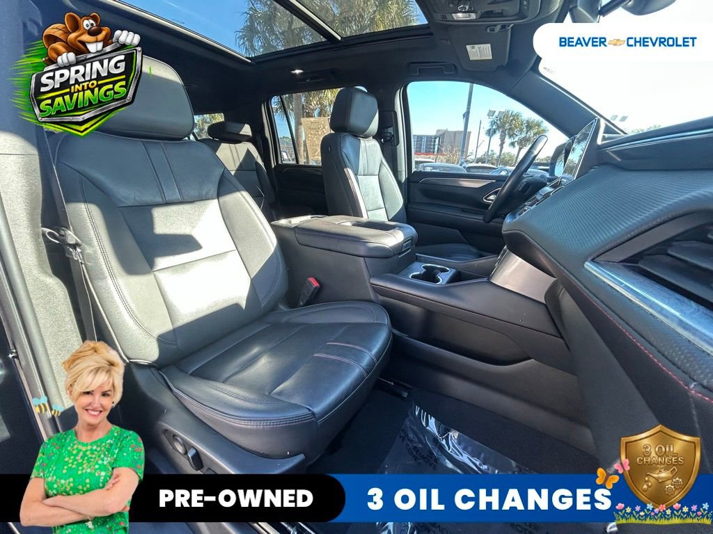 Used 2022 Chevrolet Suburban RST w/ Luxury Package image 27