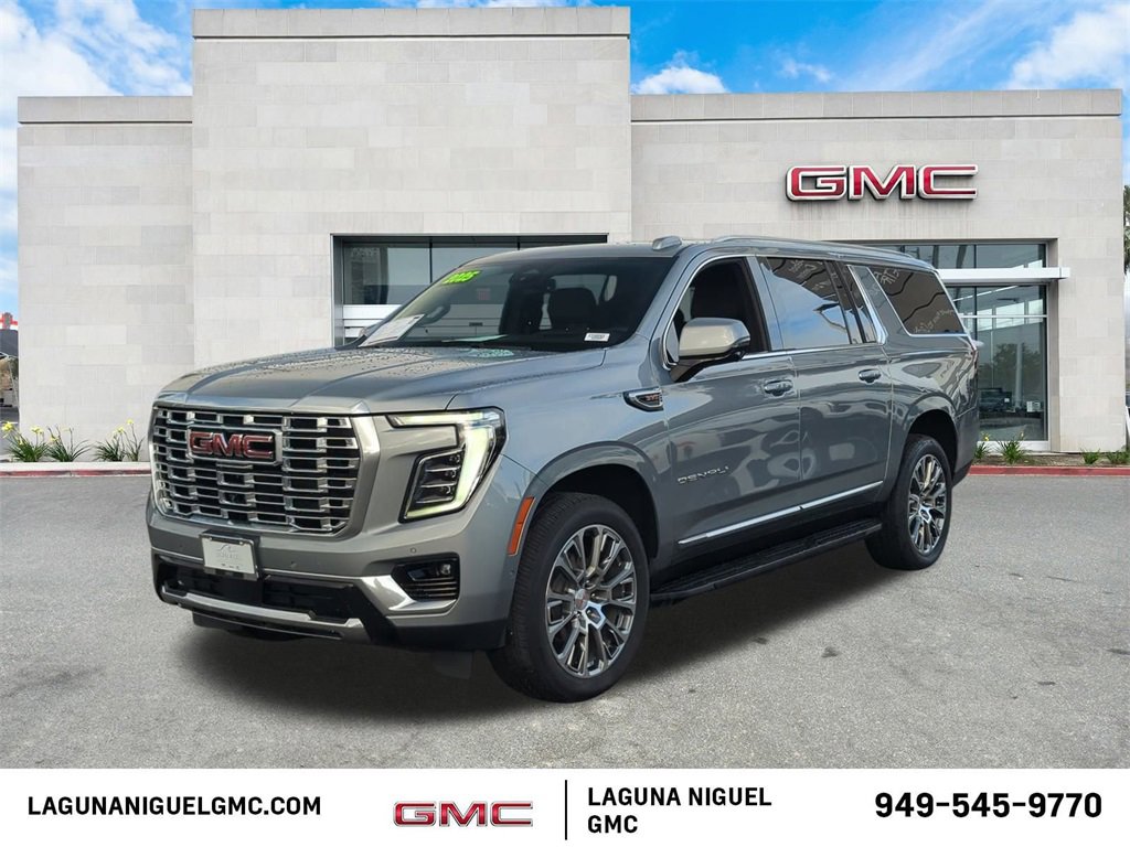 Used 2025 GMC Yukon XL Denali image 1