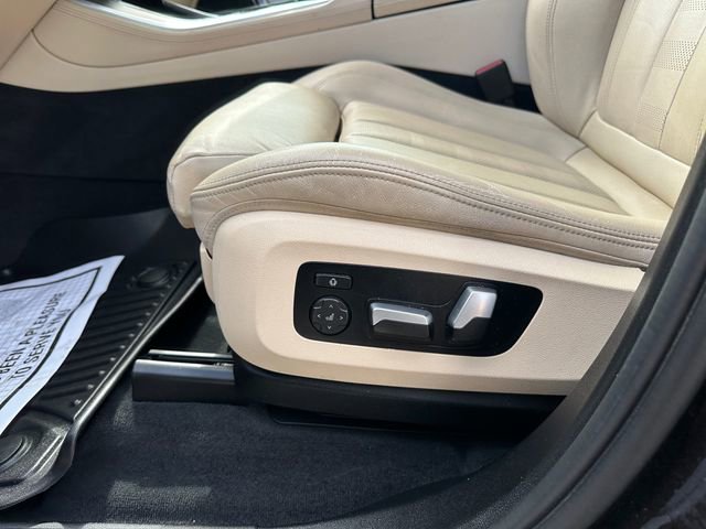 Used 2022 BMW X5 xDrive40i w/ Premium Package AWD/4WD image 20