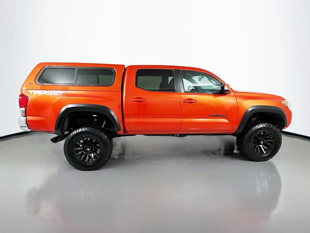 Used 2016 Toyota Tacoma TRD Off-Road w/ Towing Package image 9