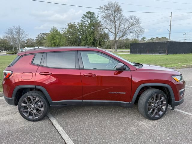 Used 2021 Jeep Compass Latitude w/ Driver Assistance Group AWD/4WD image 3