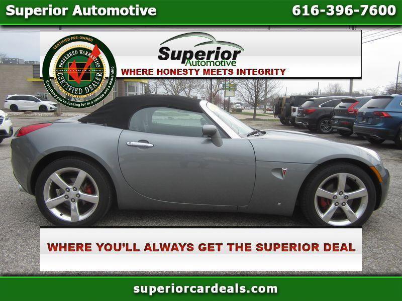 Used 2006 Pontiac Solstice Convertible w/ Premium Package image 1