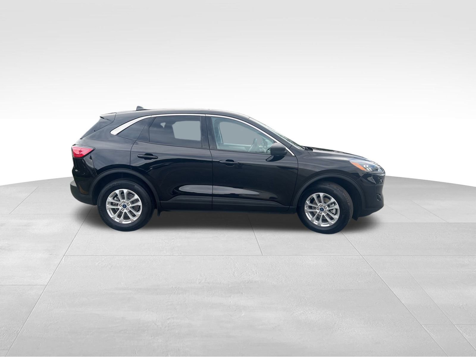 Used 2022 Ford Escape SE image 6