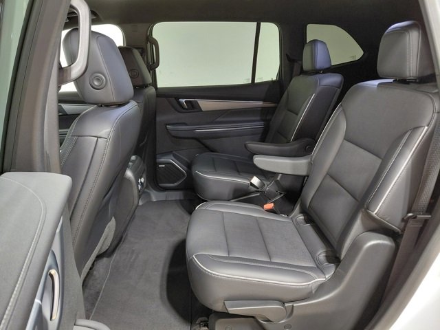 Used 2025 Buick Enclave Preferred image 43