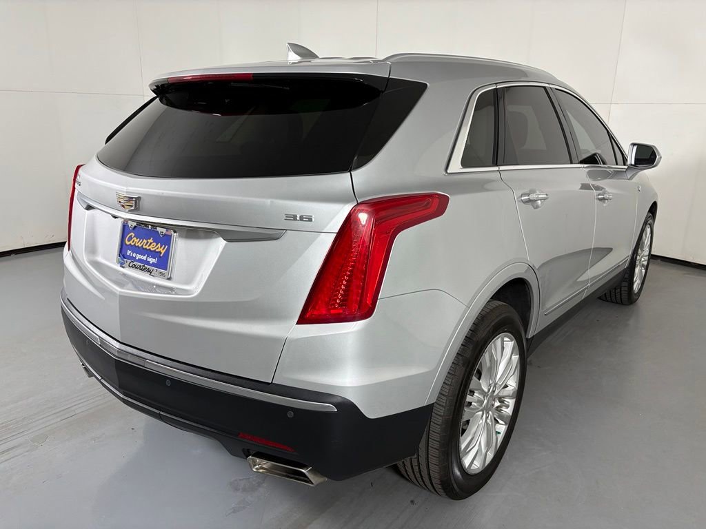 Used 2019 Cadillac XT5 Premium Luxury FWD image 9