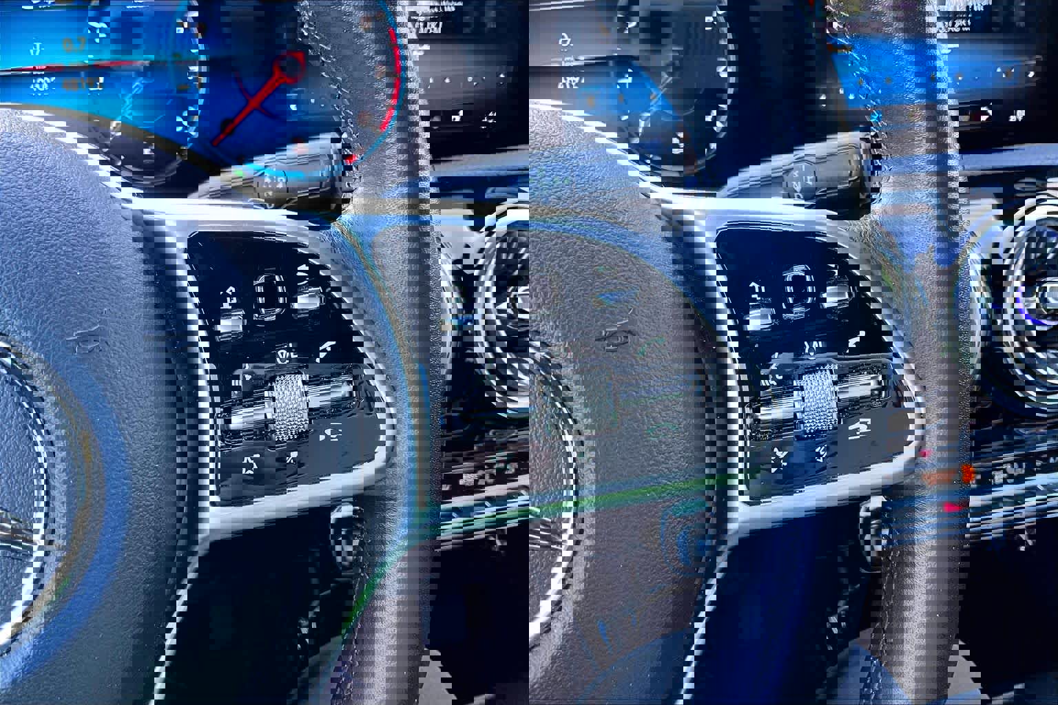 Used 2022 Mercedes-Benz CLA 250 image 24