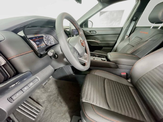 New 2026 Nissan Pathfinder Rock Creek w/ Rock Creek Premium Package AWD/4WD image 13