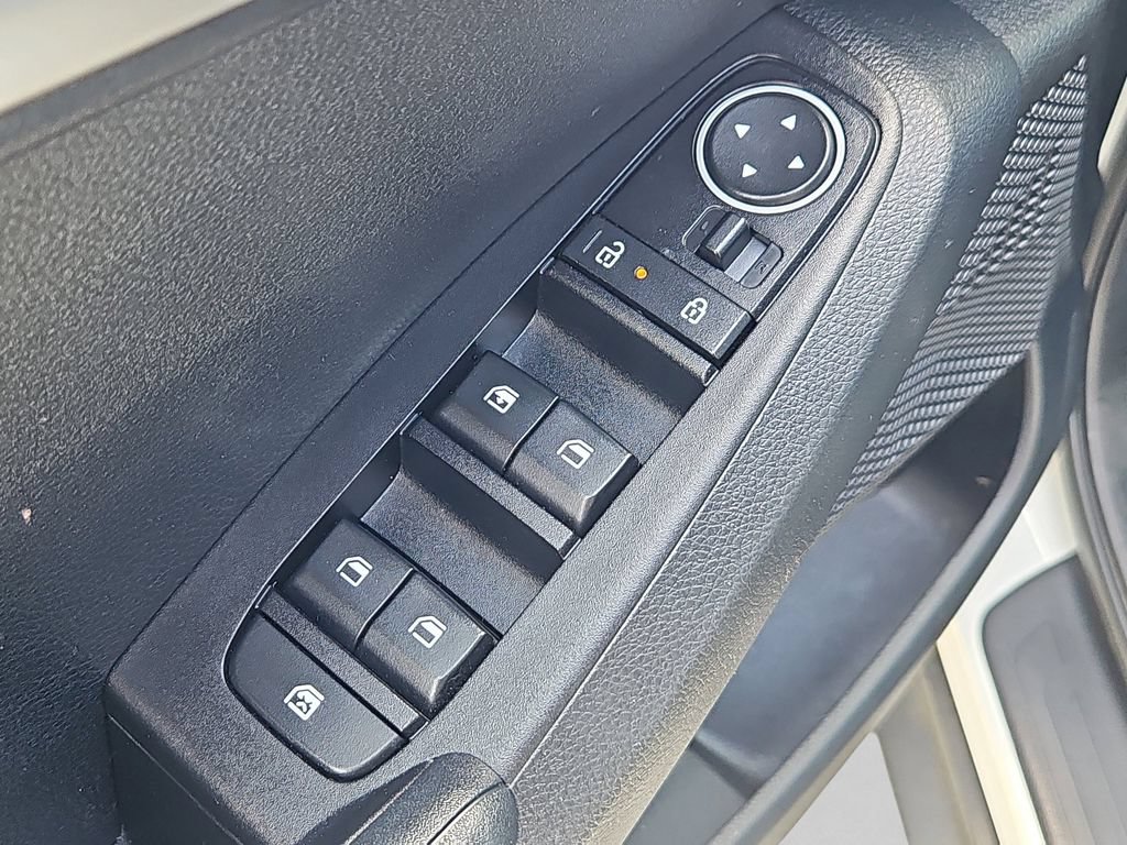 Certified 2025 Kia Seltos LX AWD/4WD image 21