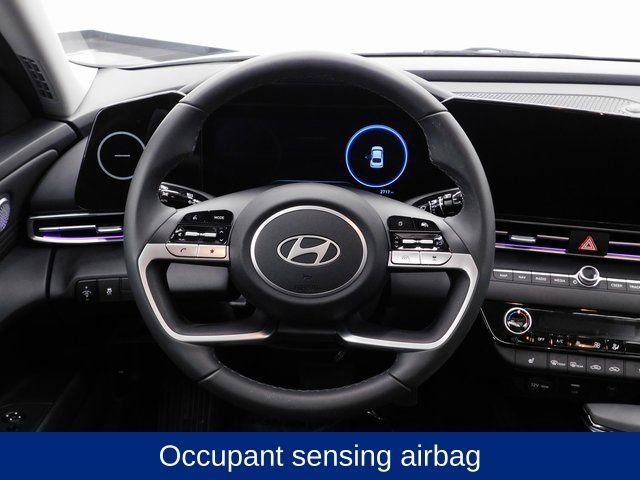 Certified 2025 Hyundai Elantra SEL image 27