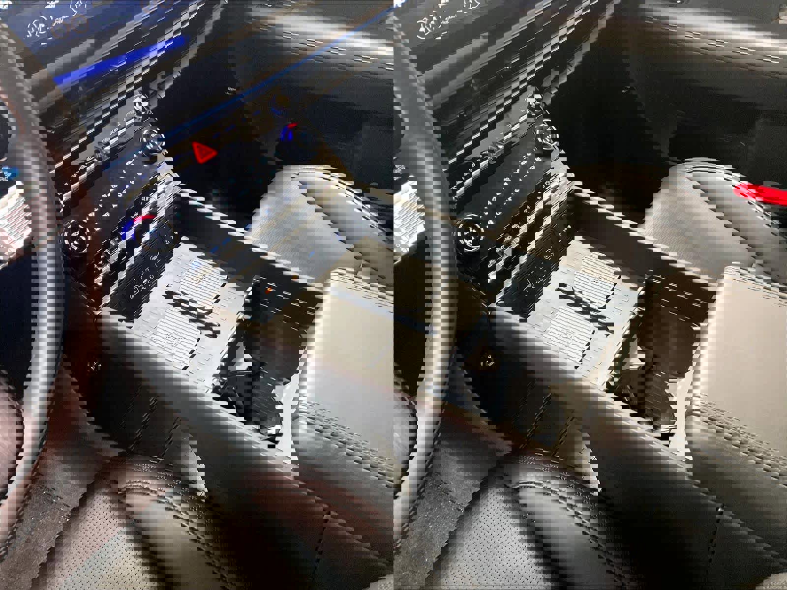 Used 2025 Hyundai Santa Fe Calligraphy image 40