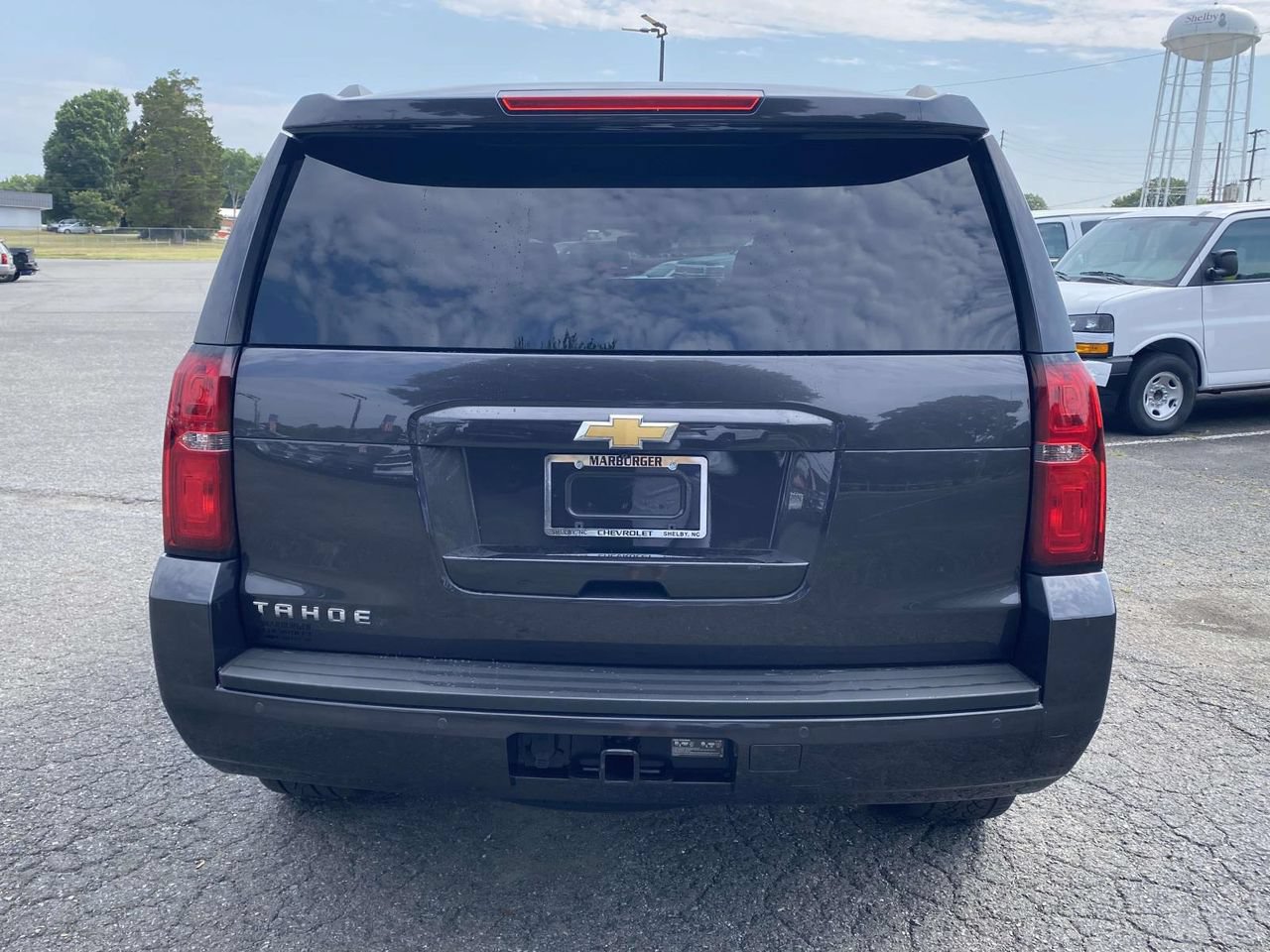 Used 2016 Chevrolet Tahoe LS w/ Enhanced Driver Alert Package AWD/4WD image 5
