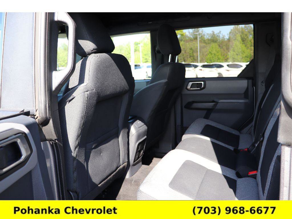 Used 2023 Ford Bronco Big Bend w/ Sasquatch Package AWD/4WD image 23