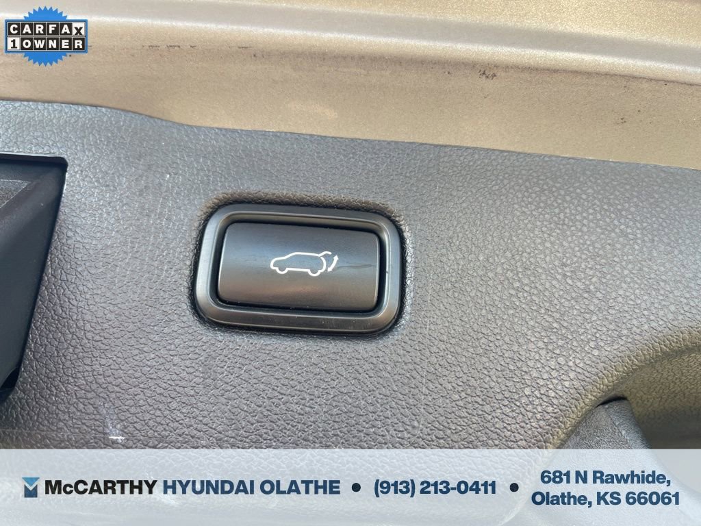 Used 2018 Kia Sorento SX image 25