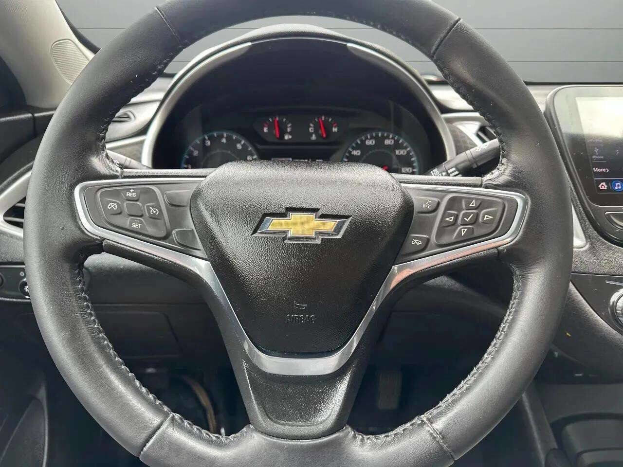 Used 2019 Chevrolet Malibu RS image 9